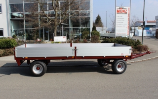 Agraranhänger, Zweiachs-Pritschenanhänger